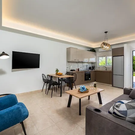 Mayas Boutique Greece Rhodes Apartamento Kremastí