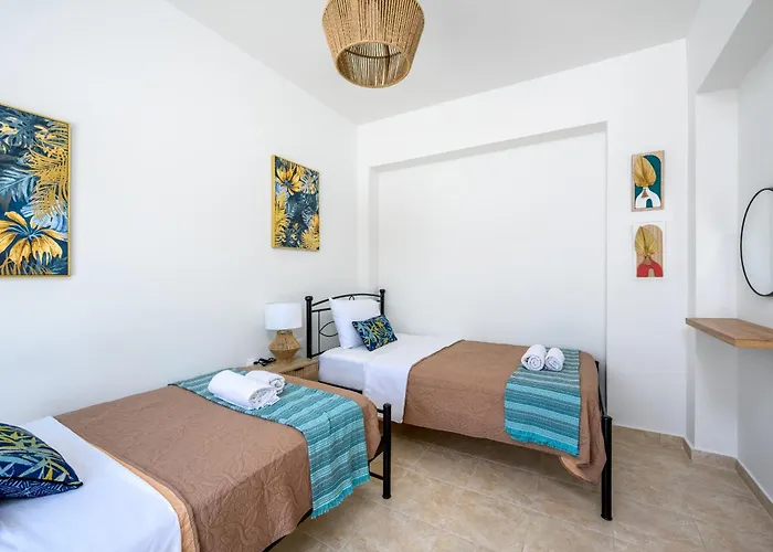 Mayas Boutique Greece Rhodes Kremastí